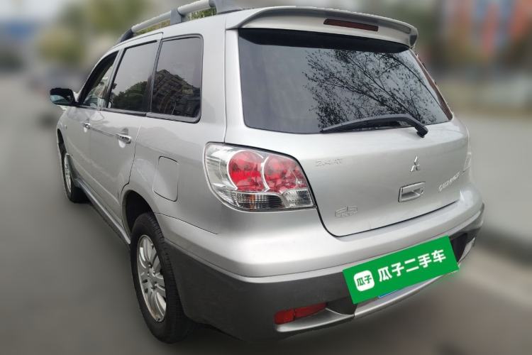 Used Mitsubishi Outlander Classic 2005 2.4L Automatic 4x4 Rear Left 45 Deg