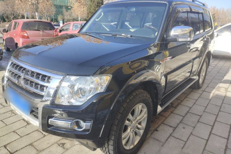 Used Mitsubishi Pajero Pajero (parallel import) Guazi used car, China used car export, Used car for sale, Used cars, Cheapest cars for sale