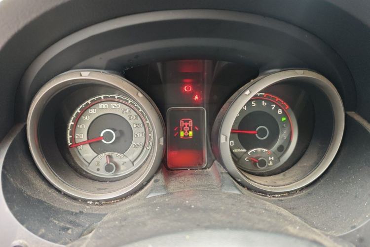 Used Mitsubishi Pajero  Instrument Cluster