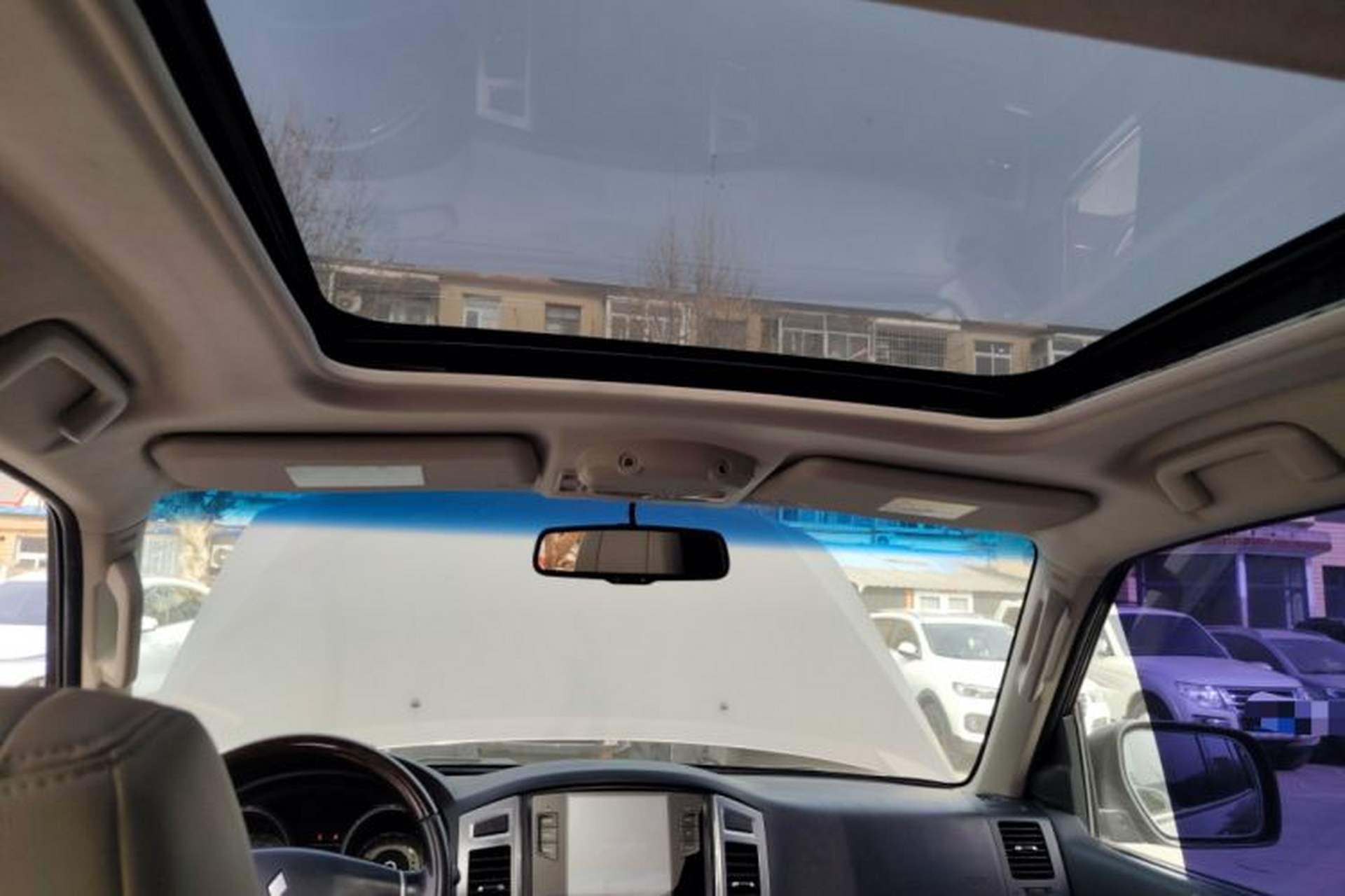 Used Mitsubishi Pajero  Headliner