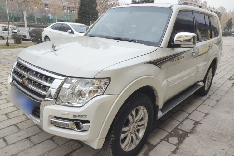 Used Mitsubishi Pajero  Guazi used car, China used car export, Used car for sale, Used  cars, Cheapest cars for sale