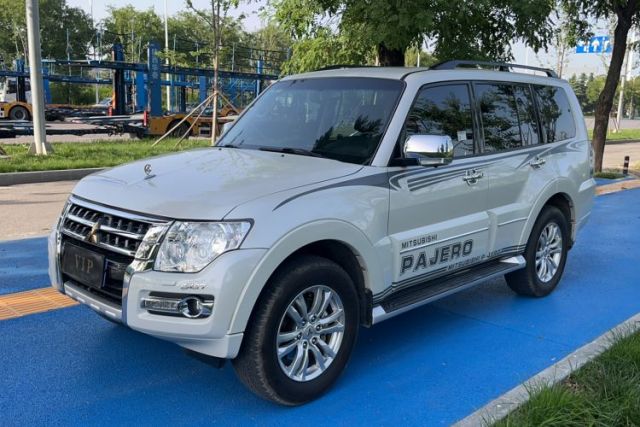 Used Mitsubishi Pajero 