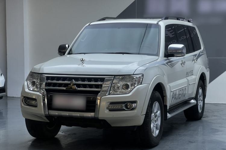 Used Mitsubishi Pajero  Guazi used car, China used car export, Used car for sale, Used  cars, Cheapest cars for sale