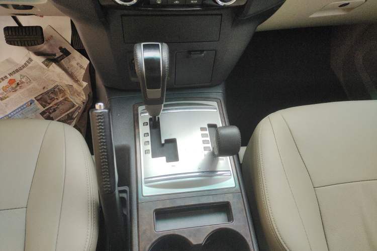 Used Mitsubishi Pajero  Gear Lever