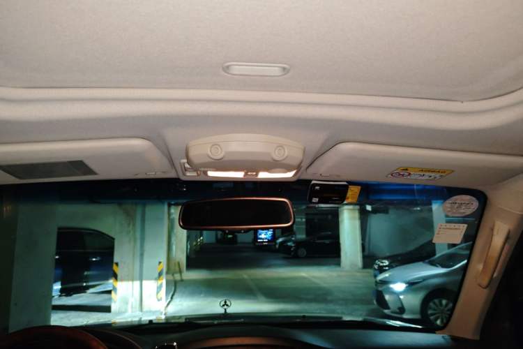 Used Mitsubishi Pajero  Headliner