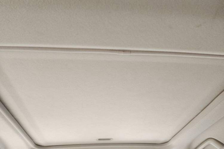 Used Mitsubishi Pajero  Headliner