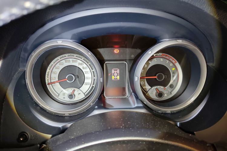 Used Mitsubishi Pajero  Instrument Cluster
