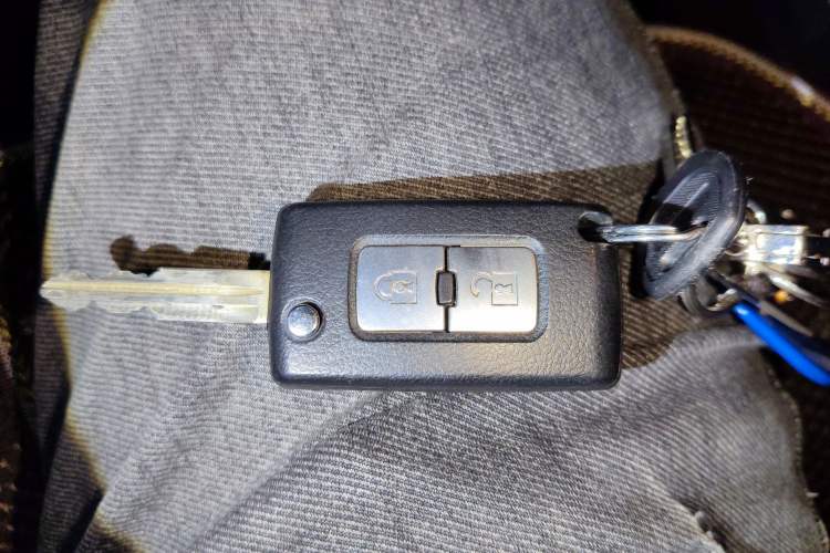 Used Mitsubishi Pajero  Interior 1