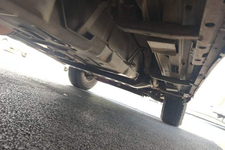 Used Mitsubishi Pajero  Chassis Rear Right