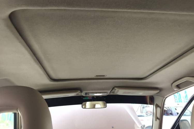 Used Mitsubishi Pajero  Headliner