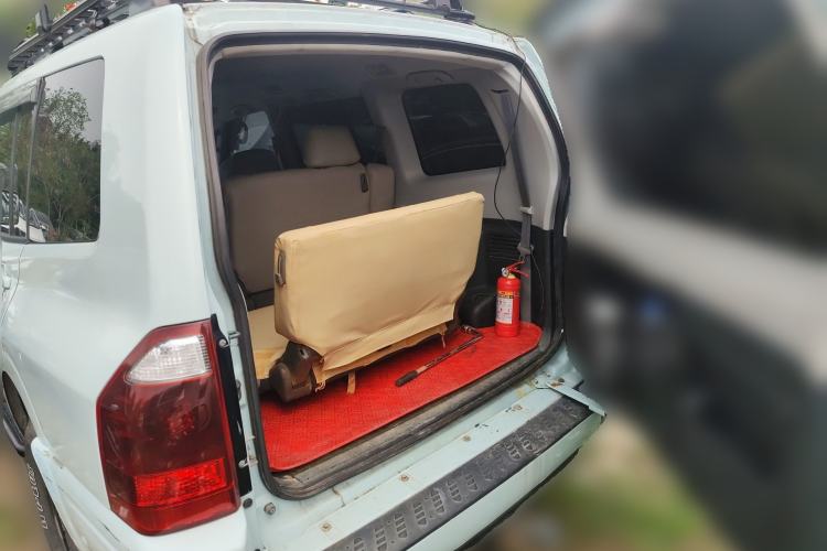 Used Mitsubishi Pajero 2006 3.0L AT GLX Trunk