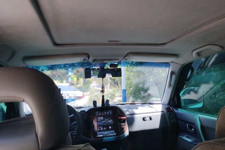 Used Mitsubishi Pajero 2006 3.8L AT GLS Headliner
