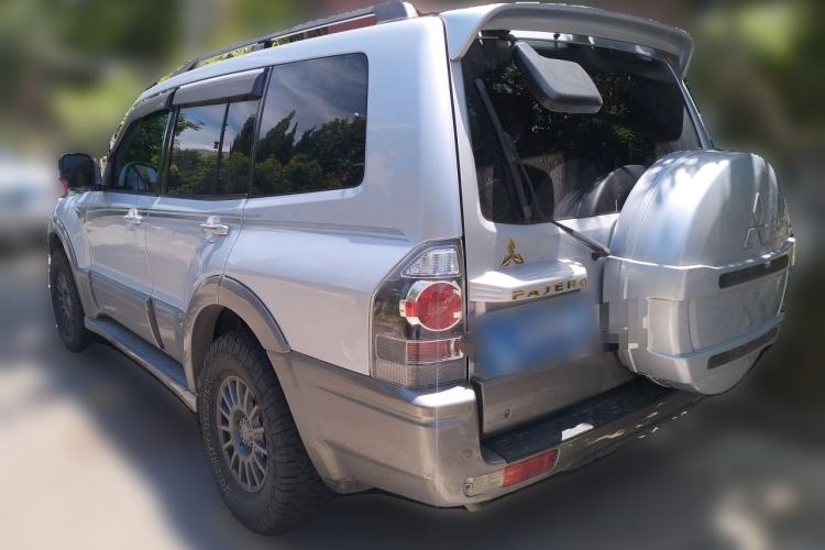 Used Mitsubishi Pajero 2006 3.8L AT GLS Rear Left 45 Deg