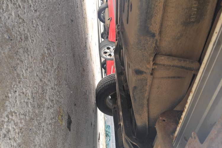 Used Mitsubishi Pajero 2006 3.0L AT GLX Chassis Rear Right