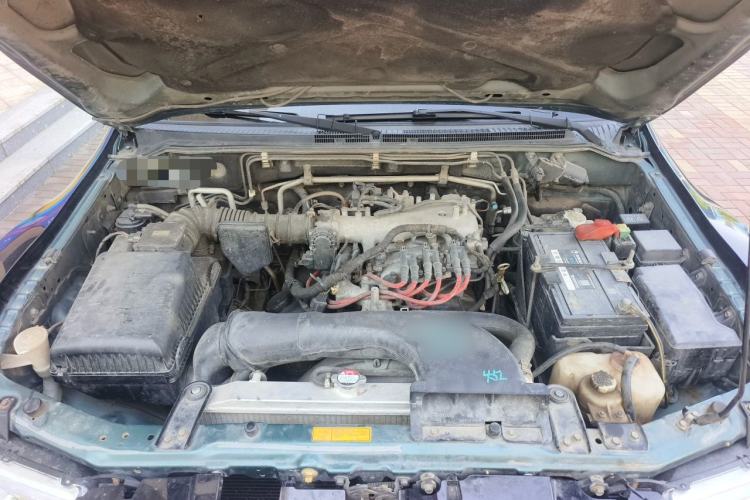 Used Mitsubishi Pajero 2008 V73 3.0L AT GLX Engine Bay