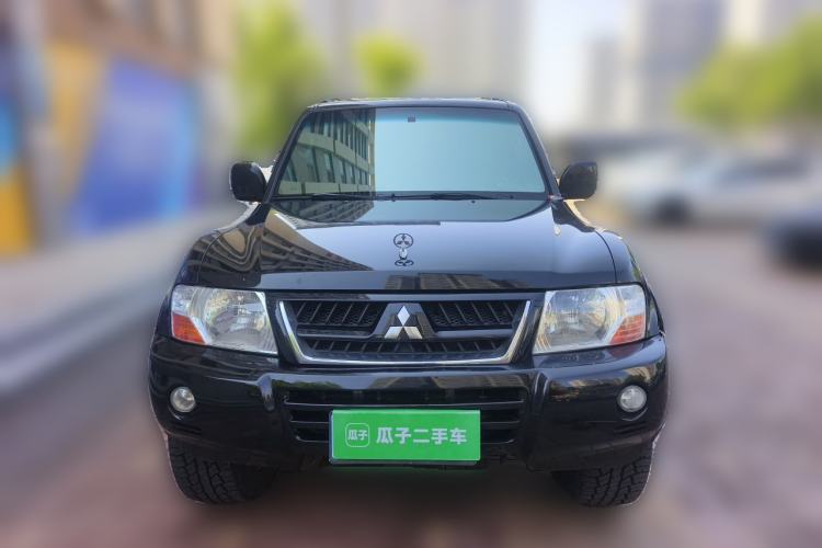 Used Mitsubishi Pajero 2008 V73 3.0L AT GLX Front