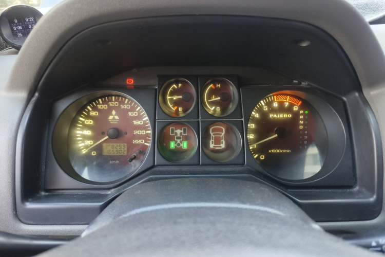 Used Mitsubishi Pajero 2008 V73 3.0L AT GLX Instrument Cluster