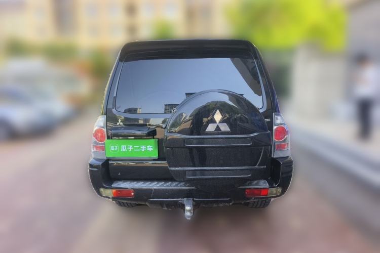 Used Mitsubishi Pajero 2008 V73 3.0L AT GLX Rear