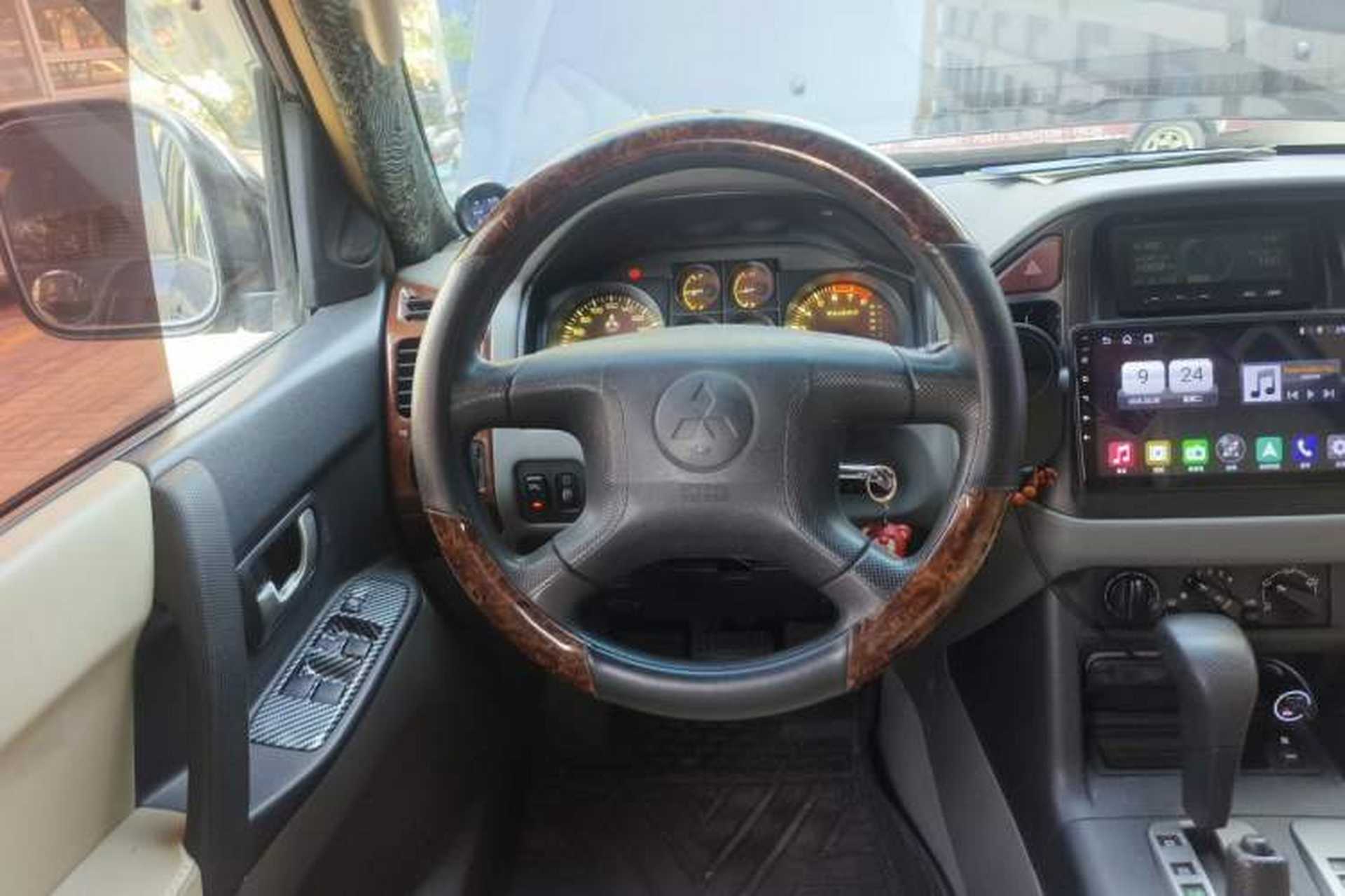 Used Mitsubishi Pajero 2008 V73 3.0L AT GLX Steering Wheel