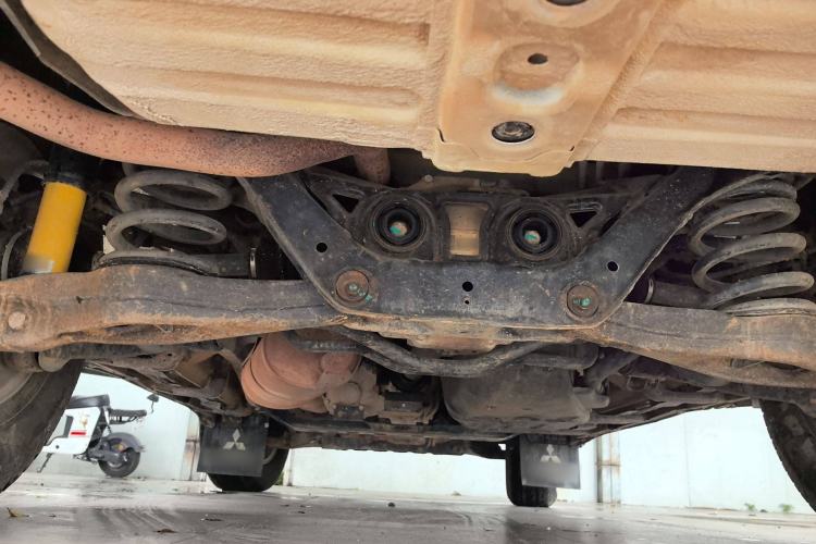 Used Mitsubishi Pajero 2008 V73 3.0L AT GLS Chassis Rear