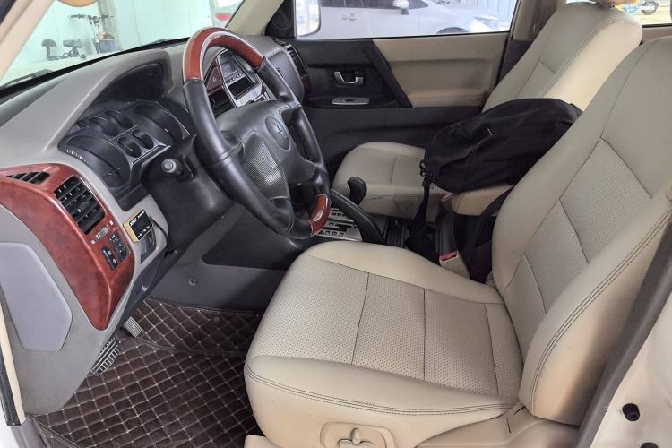 Used Mitsubishi Pajero 2008 V73 3.0L AT GLS Left Front Seat