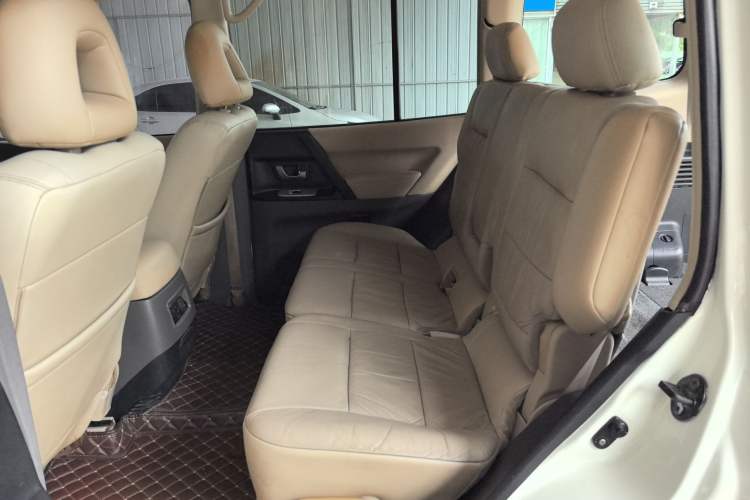 Used Mitsubishi Pajero 2008 V73 3.0L AT GLS Left Rear Seat