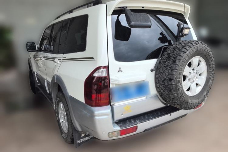 Used Mitsubishi Pajero 2008 V73 3.0L AT GLS Rear Left 45 Deg