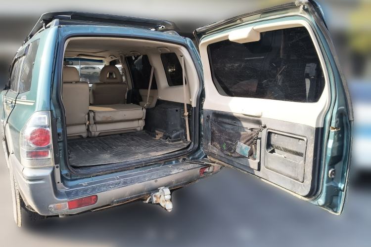 Used Mitsubishi Pajero 2008 V73 3.0L AT GLS Trunk