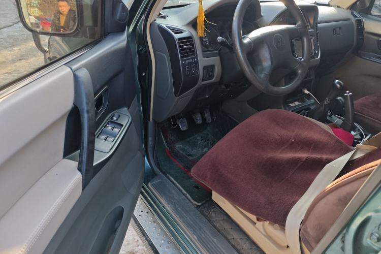 Used Mitsubishi Pajero 2008 V73 3.0L MT GL Driver Seat