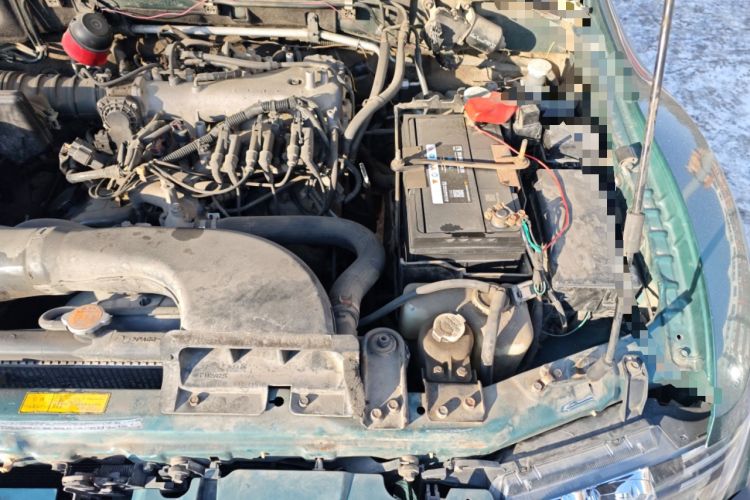 Used Mitsubishi Pajero 2008 V73 3.0L MT GL Engine Bay Left