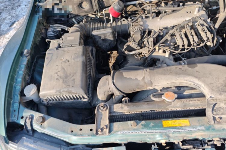 Used Mitsubishi Pajero 2008 V73 3.0L MT GL Engine Bay Right