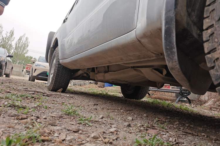 Used Mitsubishi Pajero 2008 V73 3.0L MT GL Chassis Front Right