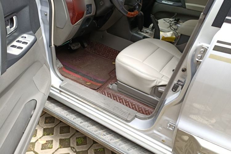 Used Mitsubishi Pajero 2008 V73 3.0L AT GLX Driver Seat