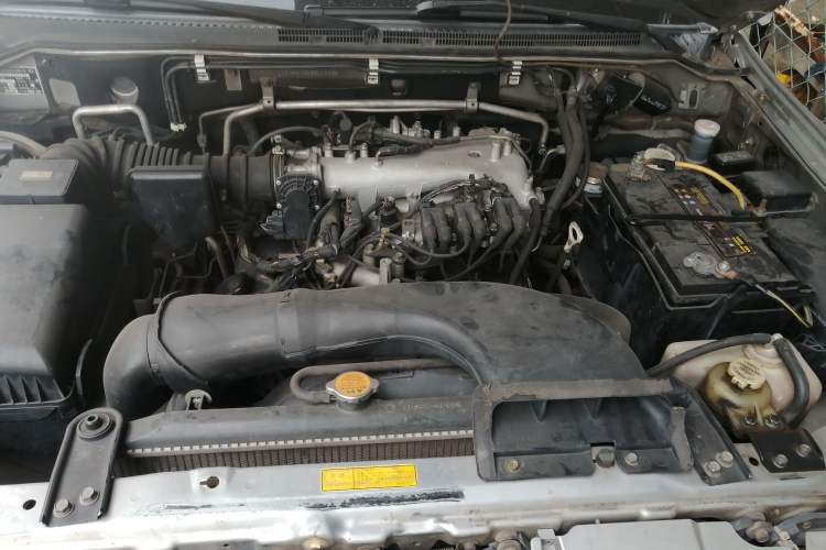 Used Mitsubishi Pajero 2008 V73 3.0L MT GLX Engine Bay