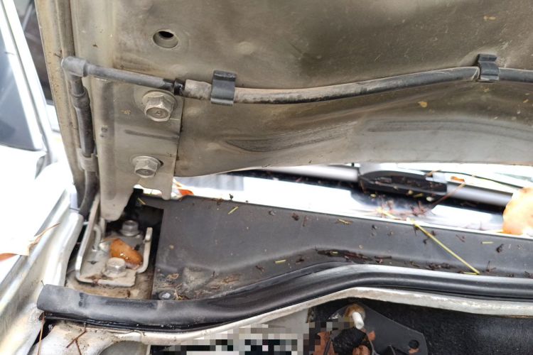 Used Mitsubishi Pajero 2008 V73 3.0L AT GLX Engine Bay Right