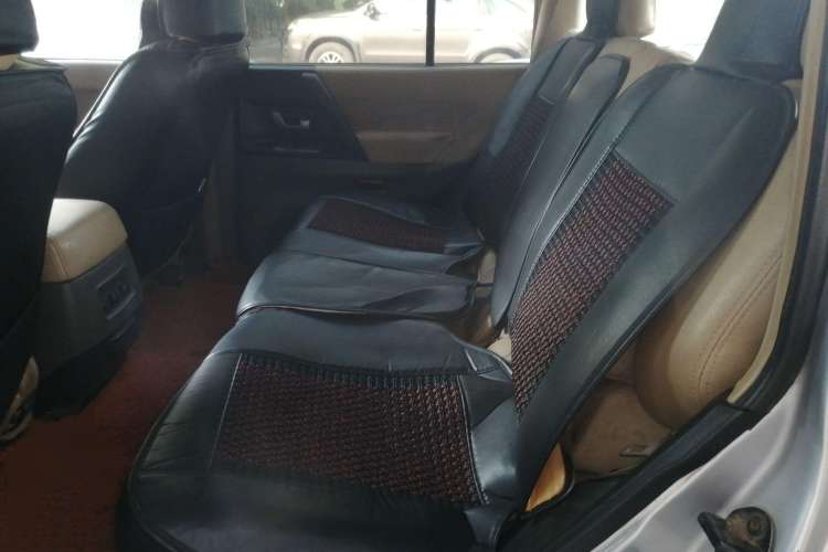 Used Mitsubishi Pajero 2008 V73 3.0L MT GLX Left Rear Seat
