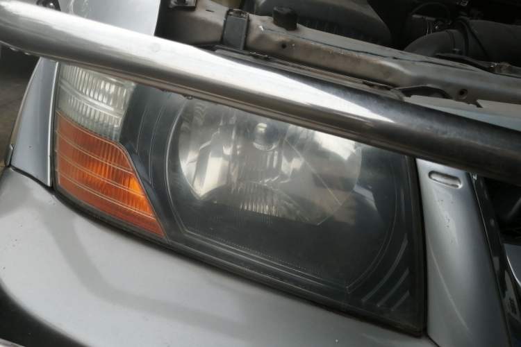 Used Mitsubishi Pajero 2008 V73 3.0L MT GLX Right Front Headlight