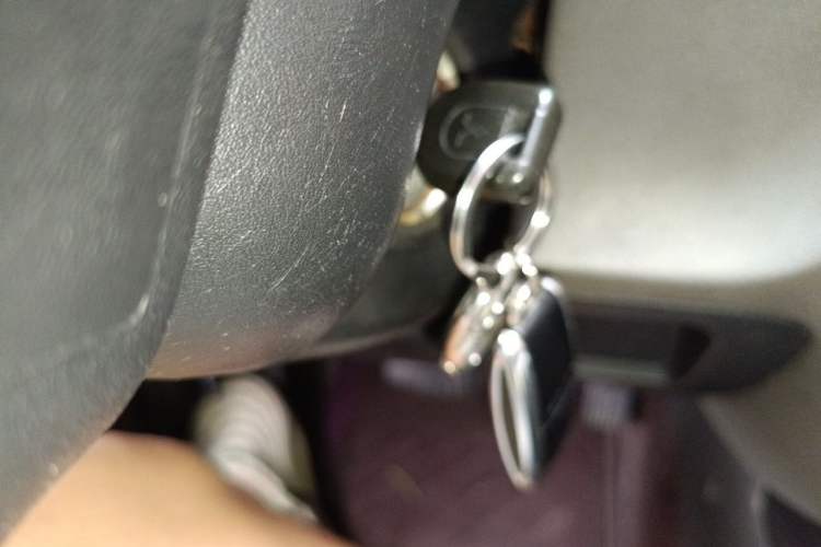 Used Mitsubishi Pajero 2008 V73 3.0L AT GLX Vehicle Key