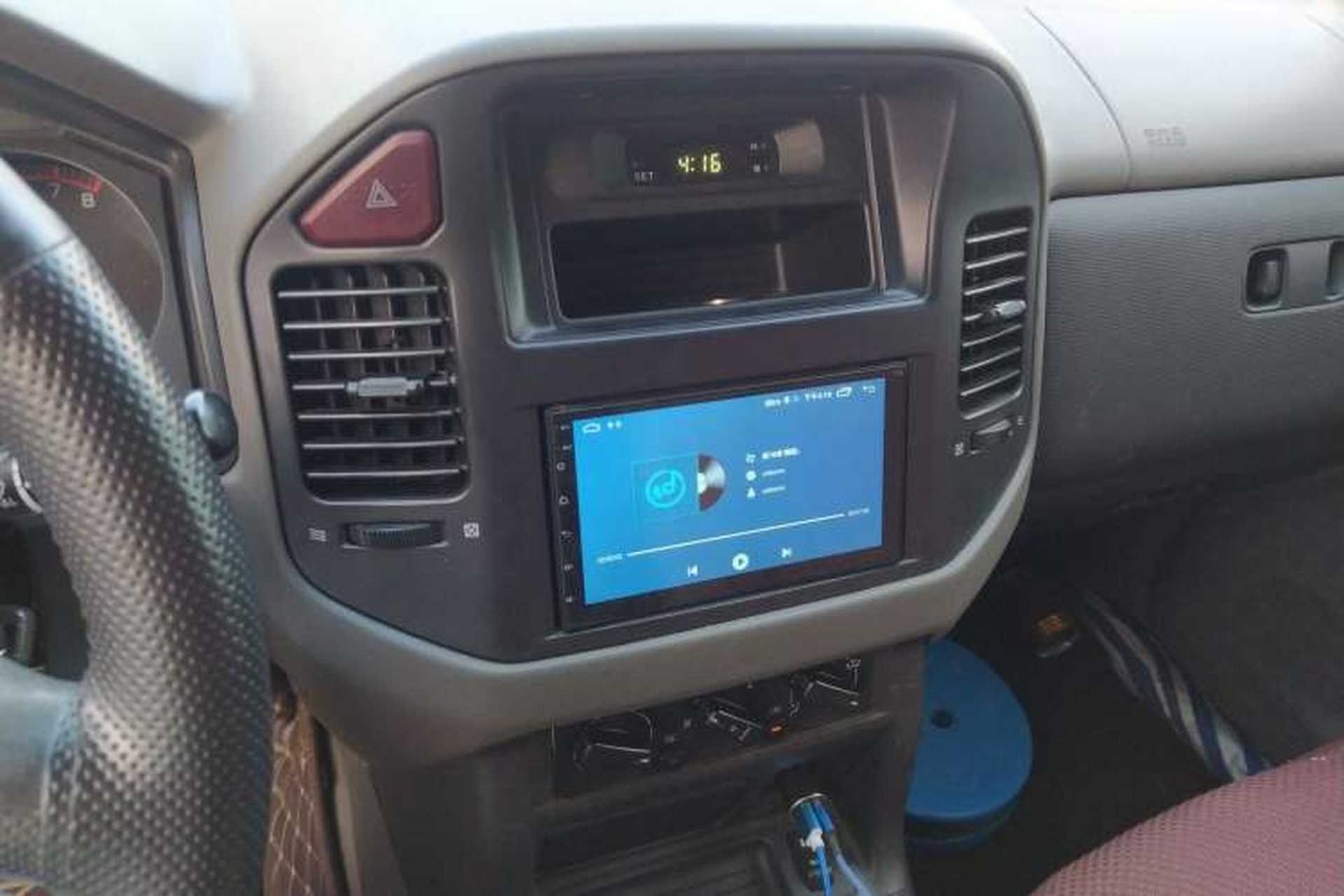 Used Mitsubishi Pajero 2008 V73 3.0L MT GL Audio And AC Panel