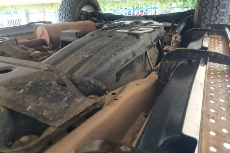 Used Mitsubishi Pajero 2008 V73 3.0L MT GL Chassis Front Right