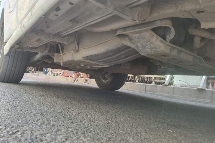 Used Mitsubishi Pajero 2008 V73 3.0L MT GL Chassis Front Right