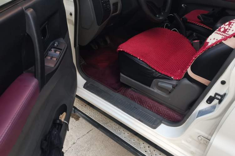 Used Mitsubishi Pajero 2008 V73 3.0L MT GL Driver Seat