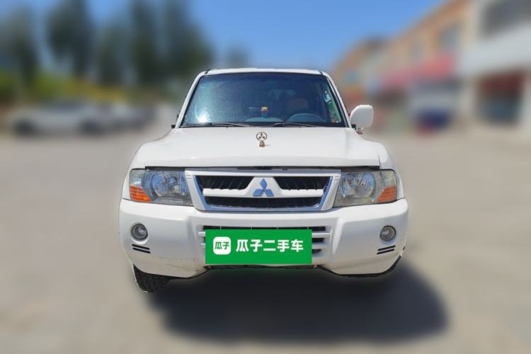Used Mitsubishi Pajero 2008 V73 3.0L MT GL Front