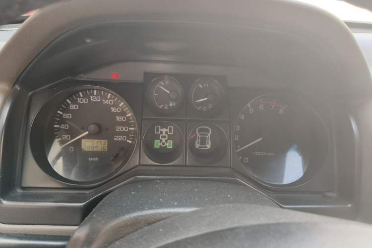 Used Mitsubishi Pajero 2008 V73 3.0L MT GL Instrument Cluster