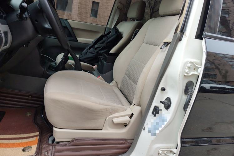 Used Mitsubishi Pajero 2008 V73 3.0L MT GL Left Front Seat