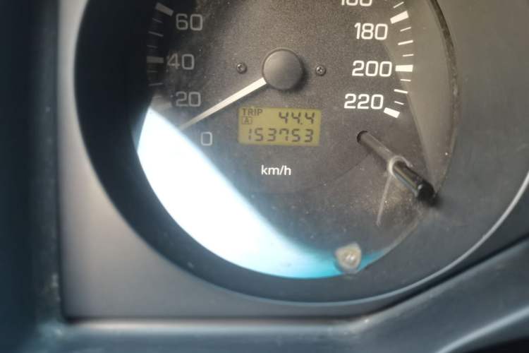 Used Mitsubishi Pajero 2008 V73 3.0L MT GL Odometer Close Up