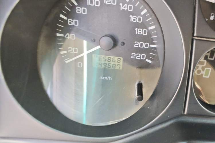 Used Mitsubishi Pajero 2008 V73 3.0L MT GL Odometer Close Up