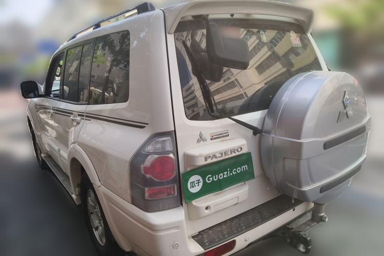 Used Mitsubishi Pajero 2008 V73 3.0L MT GL Rear Left 45 Deg
