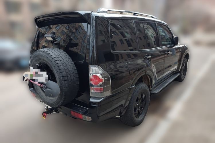 Used Mitsubishi Pajero 2008 V73 3.0L MT GL Rear Right 45 Deg
