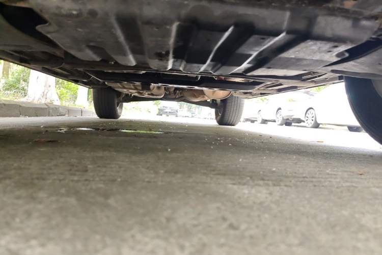 Used Mitsubishi Pajero 2009 3.8L 5-Door Premium Edition Chassis Front